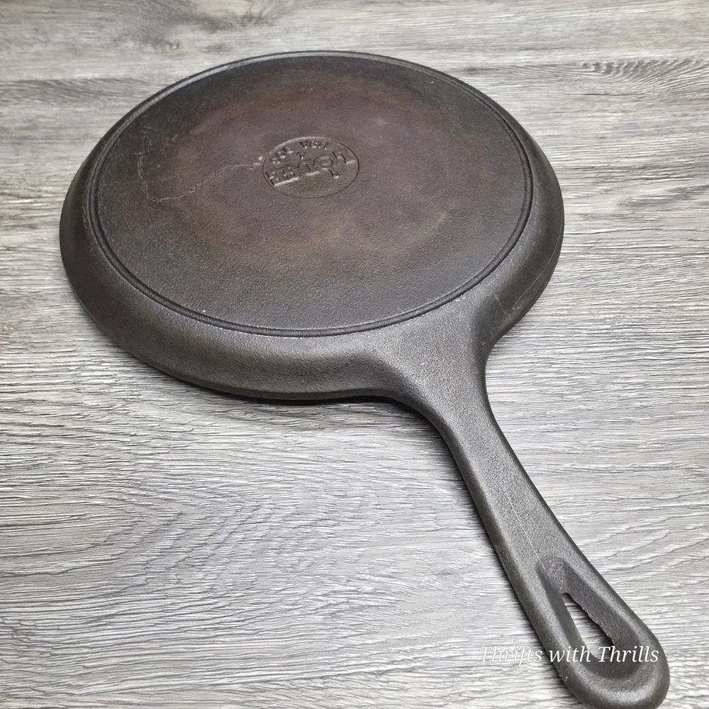 Vintage‎ LODGE Cast Iron Griddle Skillet - 90G 10-1/2